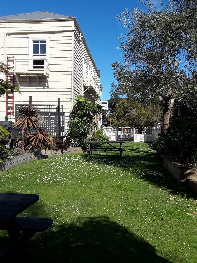 Lady Bowen Bed & Breakfast Thames Exteriör bild